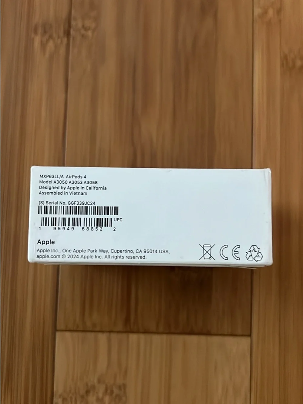 New Apple AirPods 4